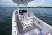 Concept 27 Open Deck centre console, photo 2