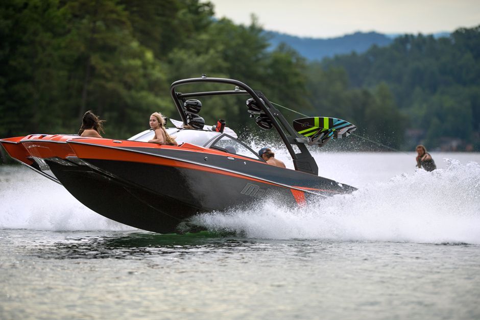 2018 Malibu Boats Wakesetter 22 MXZ