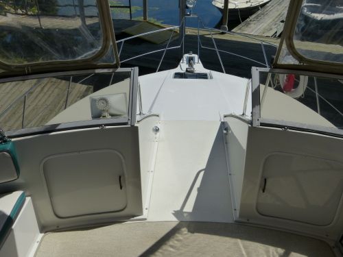 1994 Carver Yachts Santego