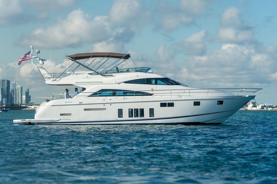 2013 Fairline Squadron 65