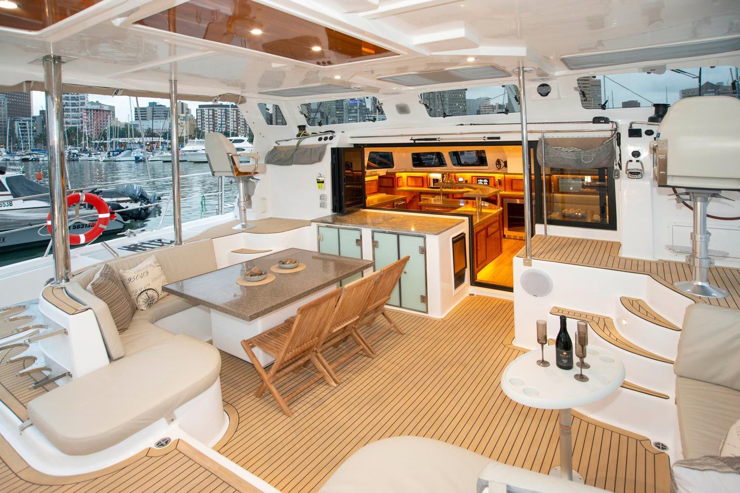 2021 Royal Cape Catamaran Majestic 570