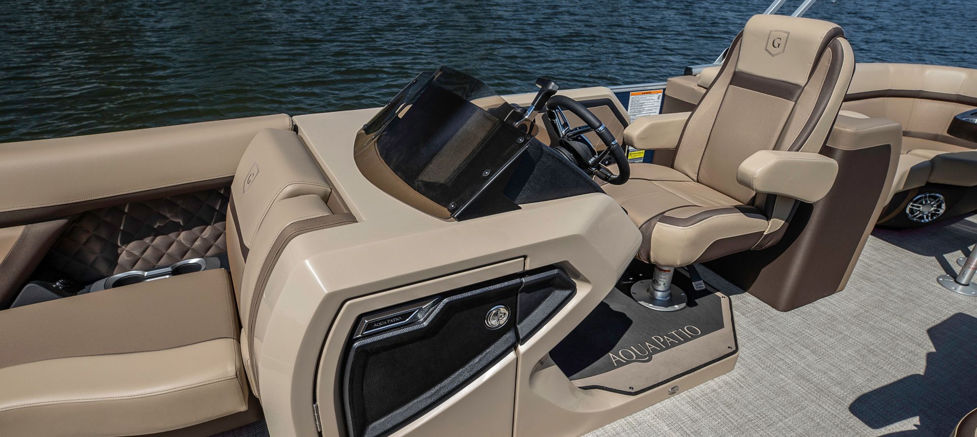 2021 Godfrey Pontoon Boats AquaPatio 235 SBC iMPACT 29 in. Center Tube