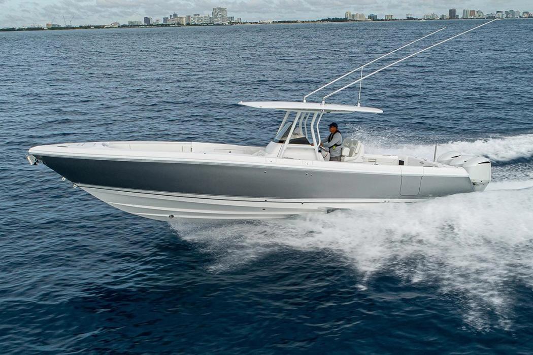 2022 Intrepid Powerboats 375 Nomad Fe