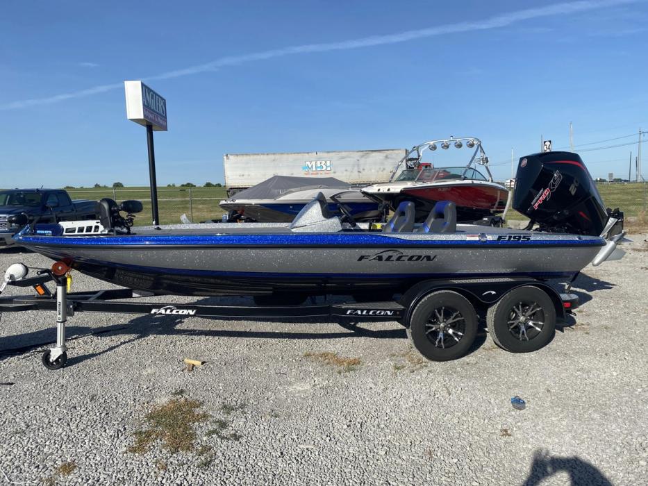 2022 Falcon Boats F195