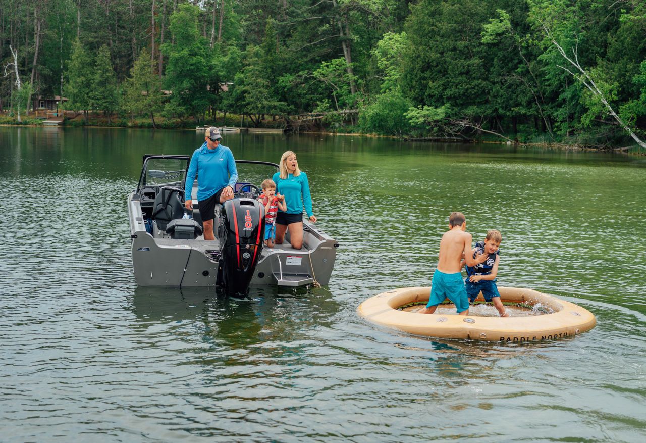 Crestliner 1850 Sportfish lifestyle on the water