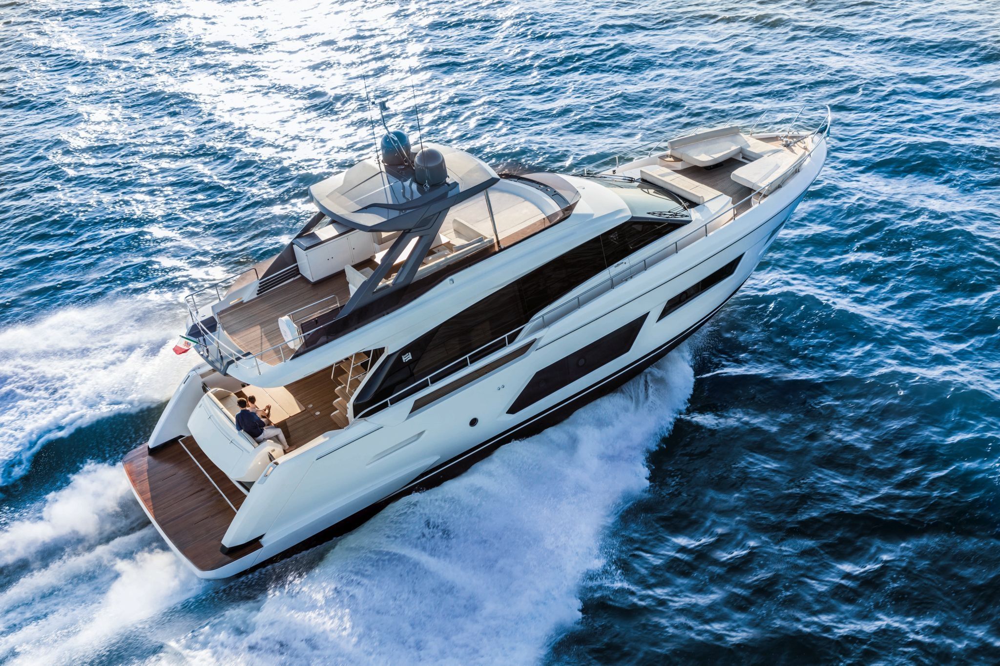 2022 Ferretti Yachts 670