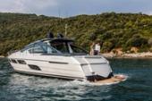 2016 Pershing Yachts 5X