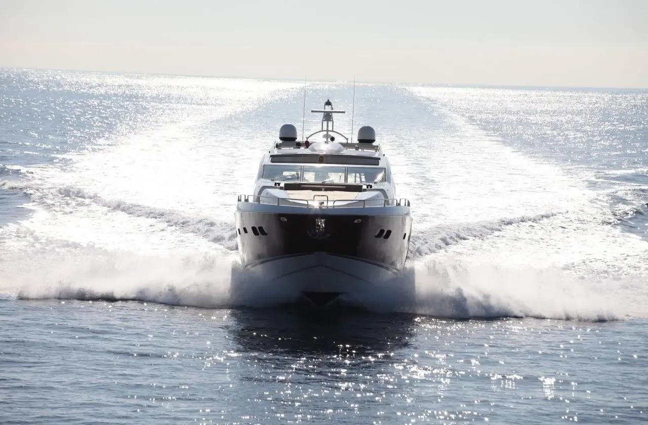 2013 Sunseeker Predator 84
