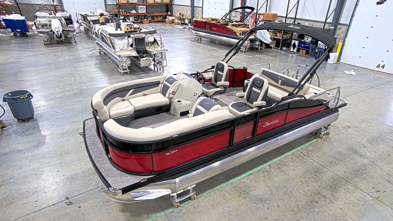 2022 Barletta Boats C22UC - PLATINUM