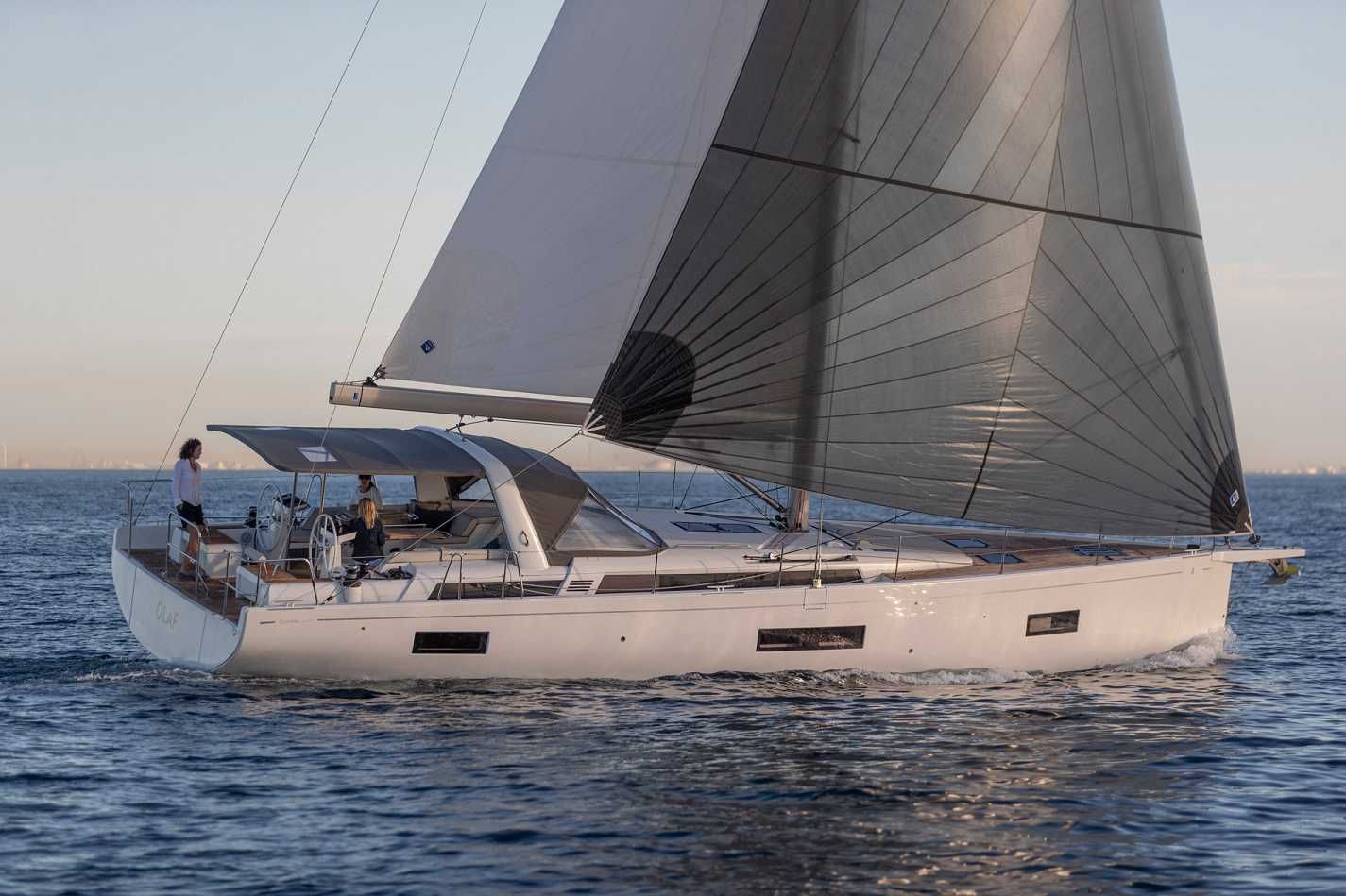 2022 Beneteau Oceanis 54