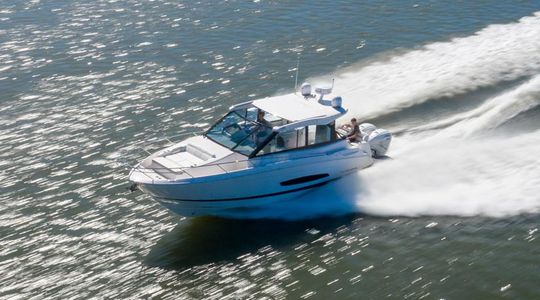 2021 Regal Boats 36 XO