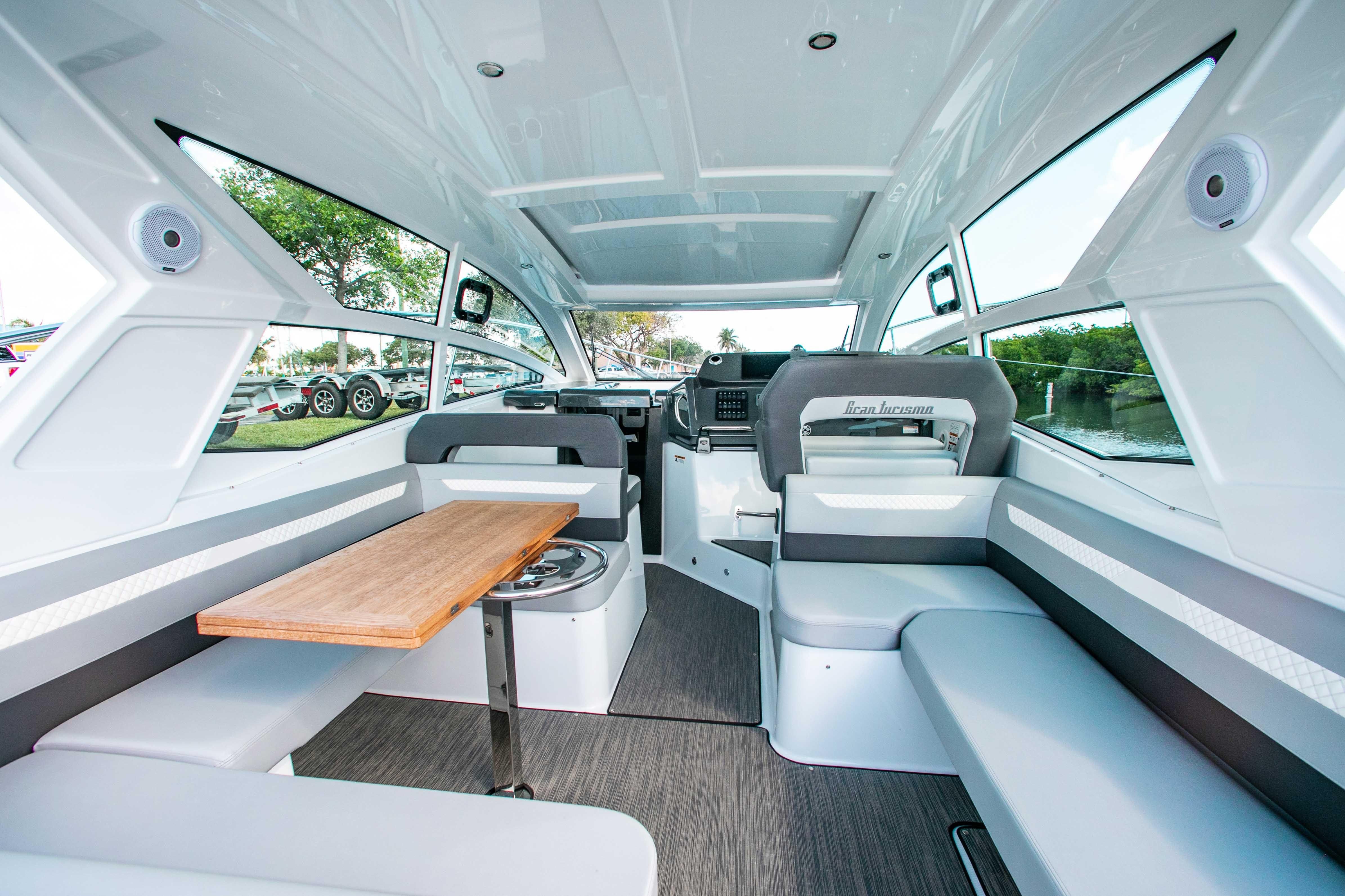 2020 Beneteau Gran Turismo 36 OB