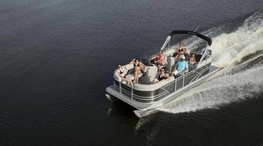 2022 Sylvan 8522MIRAGELZ