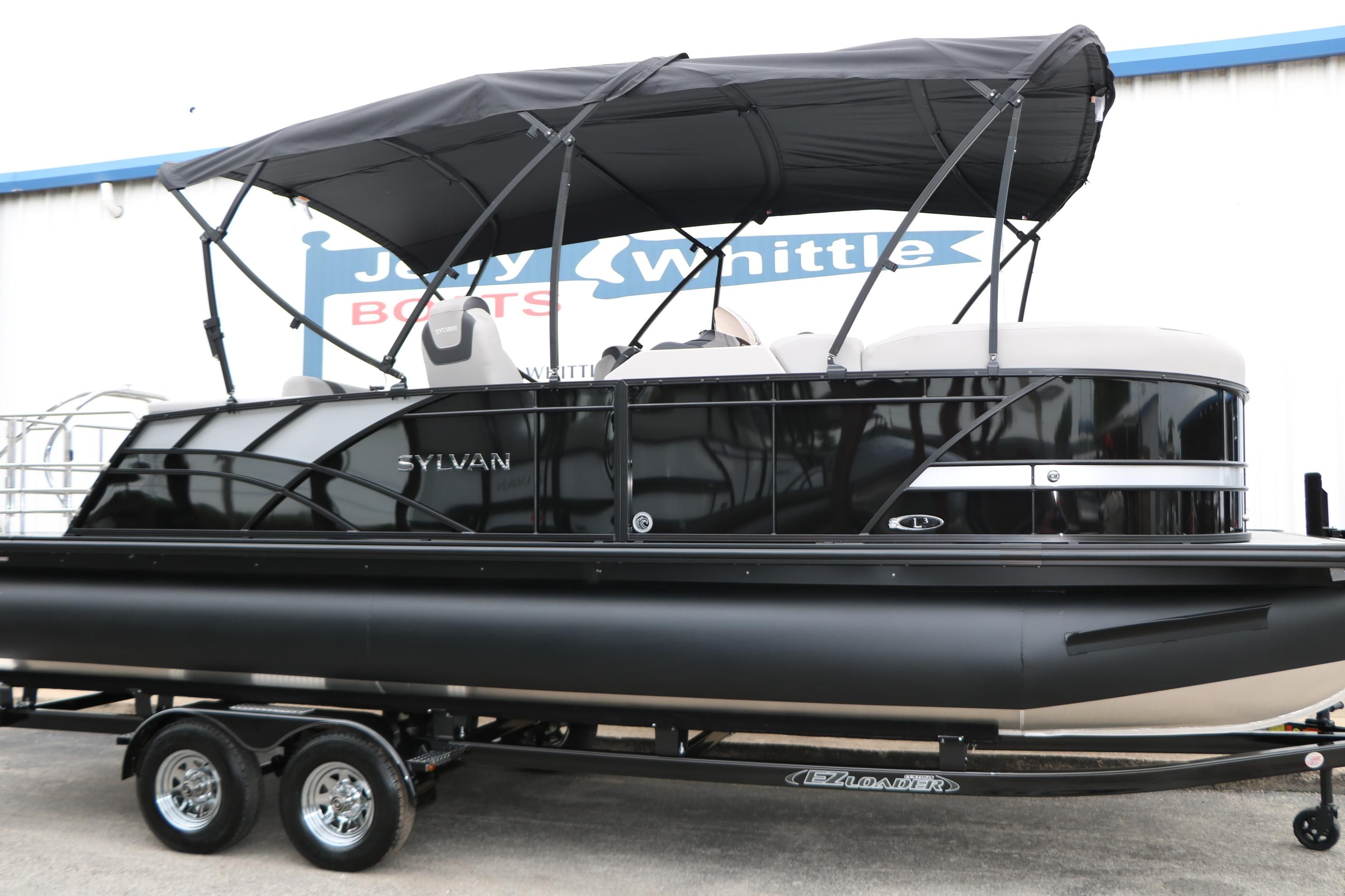 2022 Sylvan L-3 CLZ Tritoon - In Stock