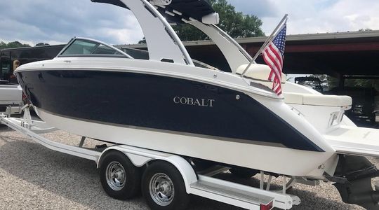 2015 Cobalt Boats R7
