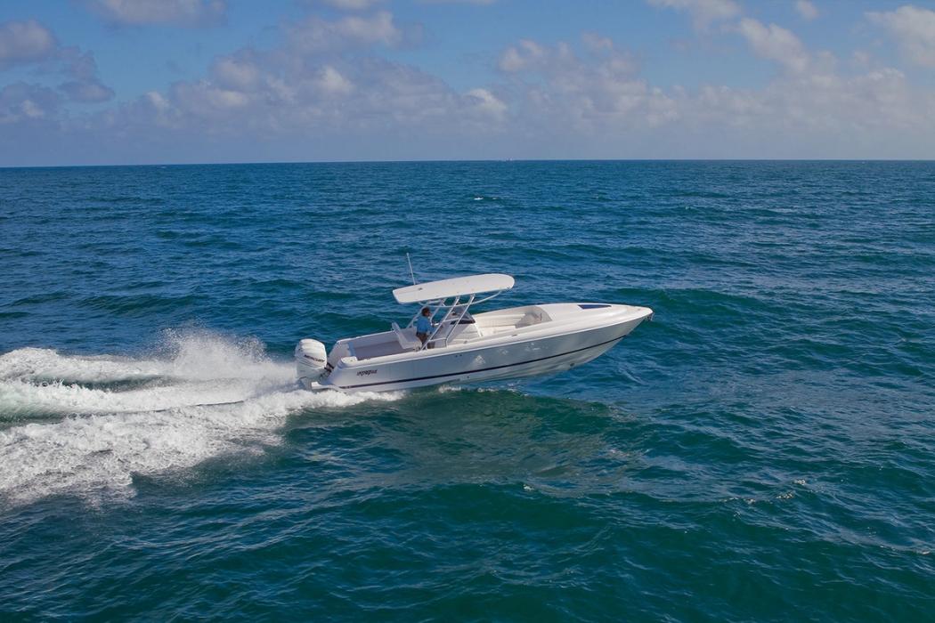 2022 Intrepid Powerboats 327 Valor