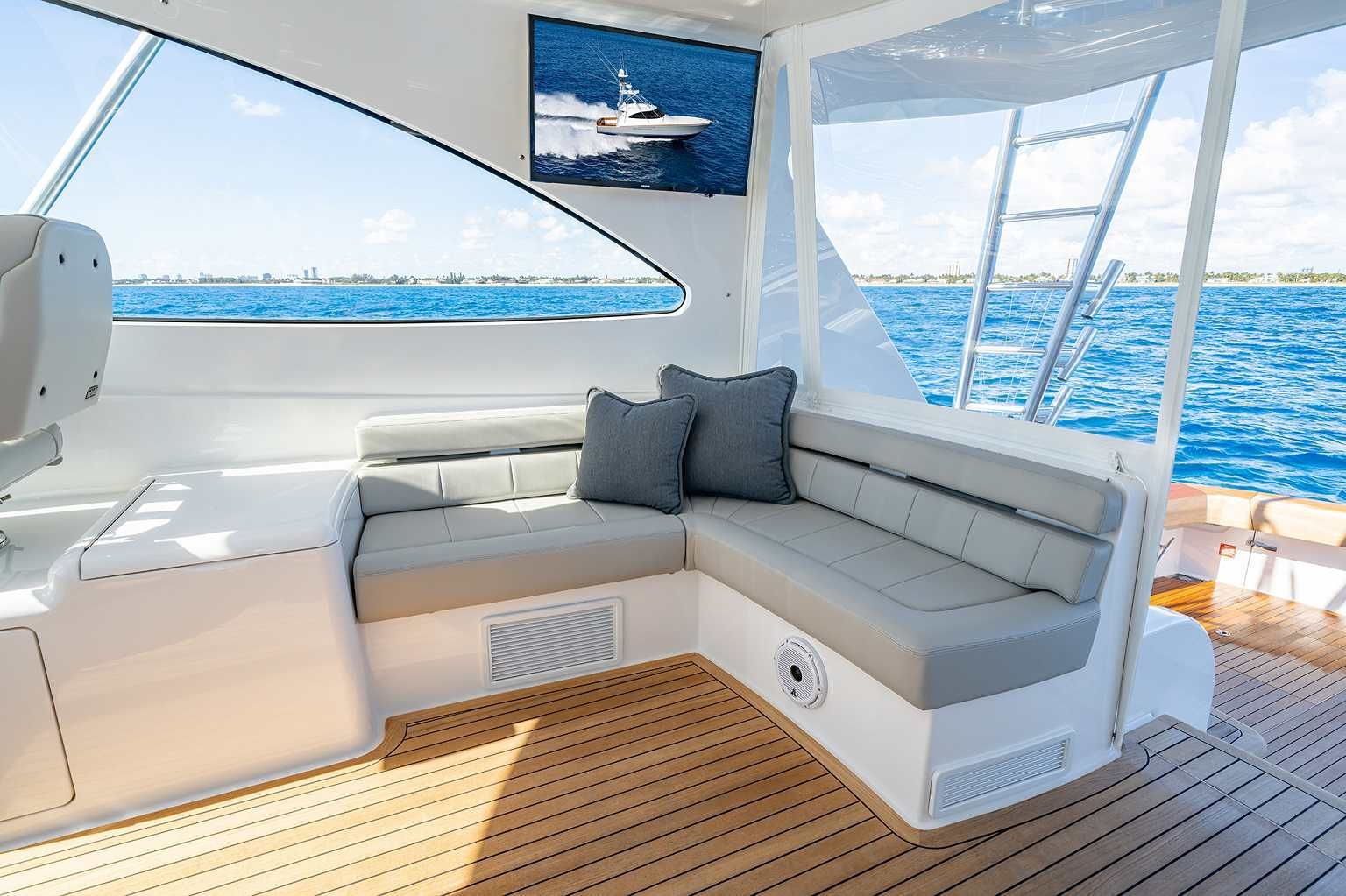 2024 Viking Yachts 54 Sport Tower