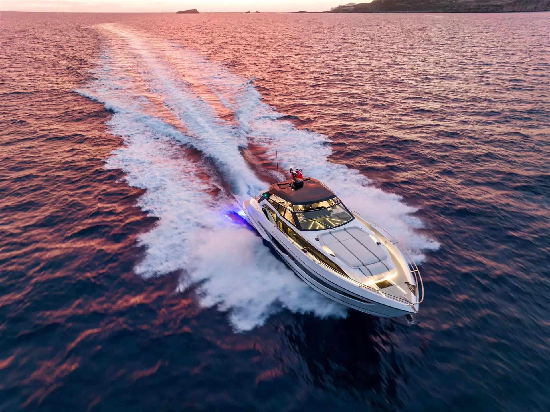 2023 Sunseeker Superhawk 55