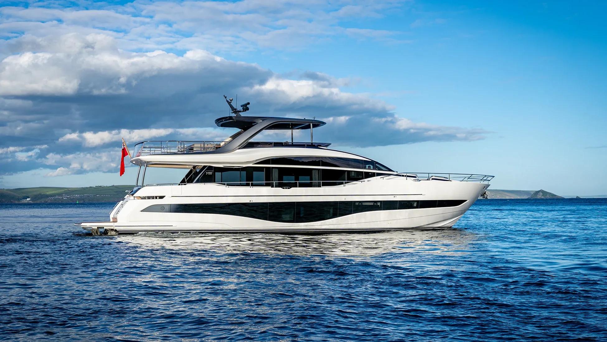 2019 Princess Yachts Y85