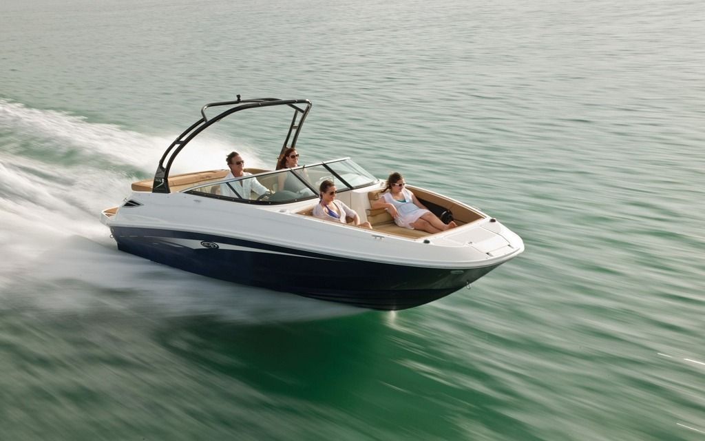 2016 Sea Ray Sundeck 240