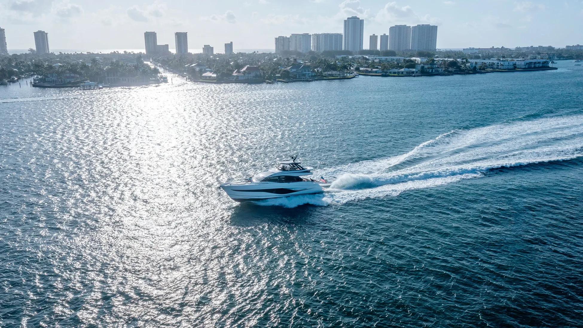 2015 Princess Yachts S72