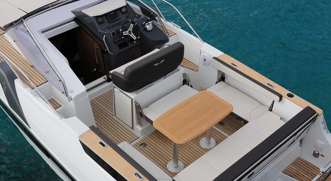 2019 Beneteau Flyer 8.8 Sundeck