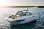 2023 Sea Ray Sundancer 320 Outboard