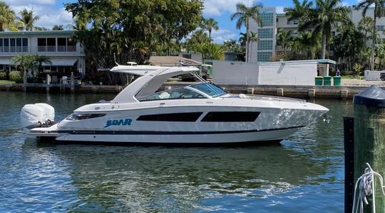 2021 Four Winns H350