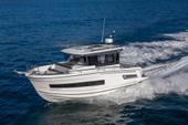2022 Jeanneau Merry Fisher 895 Marlin