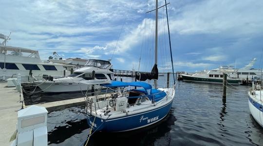 1979 Catalina Yachts 30 Tall Rig Cutter Rigged