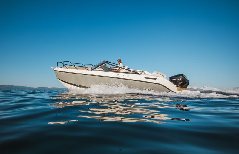 Quicksilver Activ 675 Cruiser