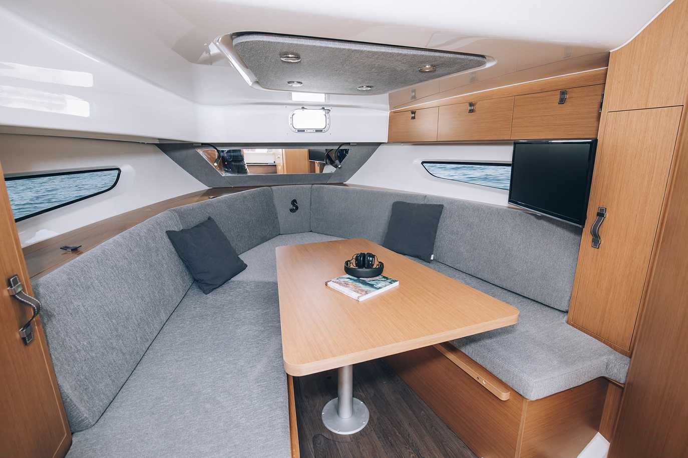 2021 Beneteau Flyer 10