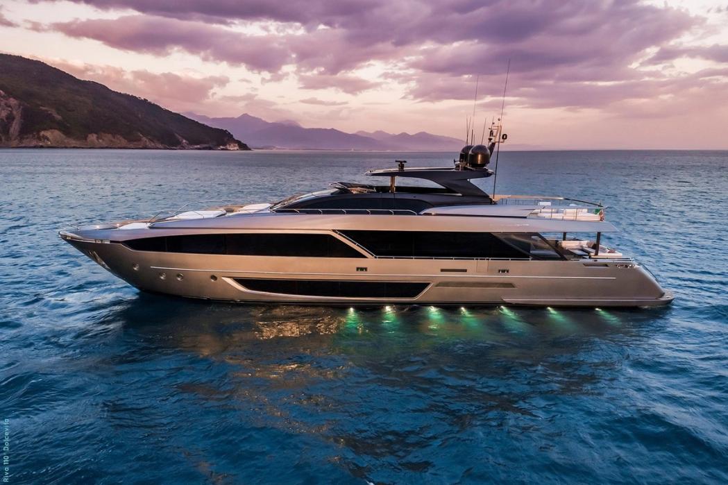 2017 Riva Yacht 110 Dolcevita