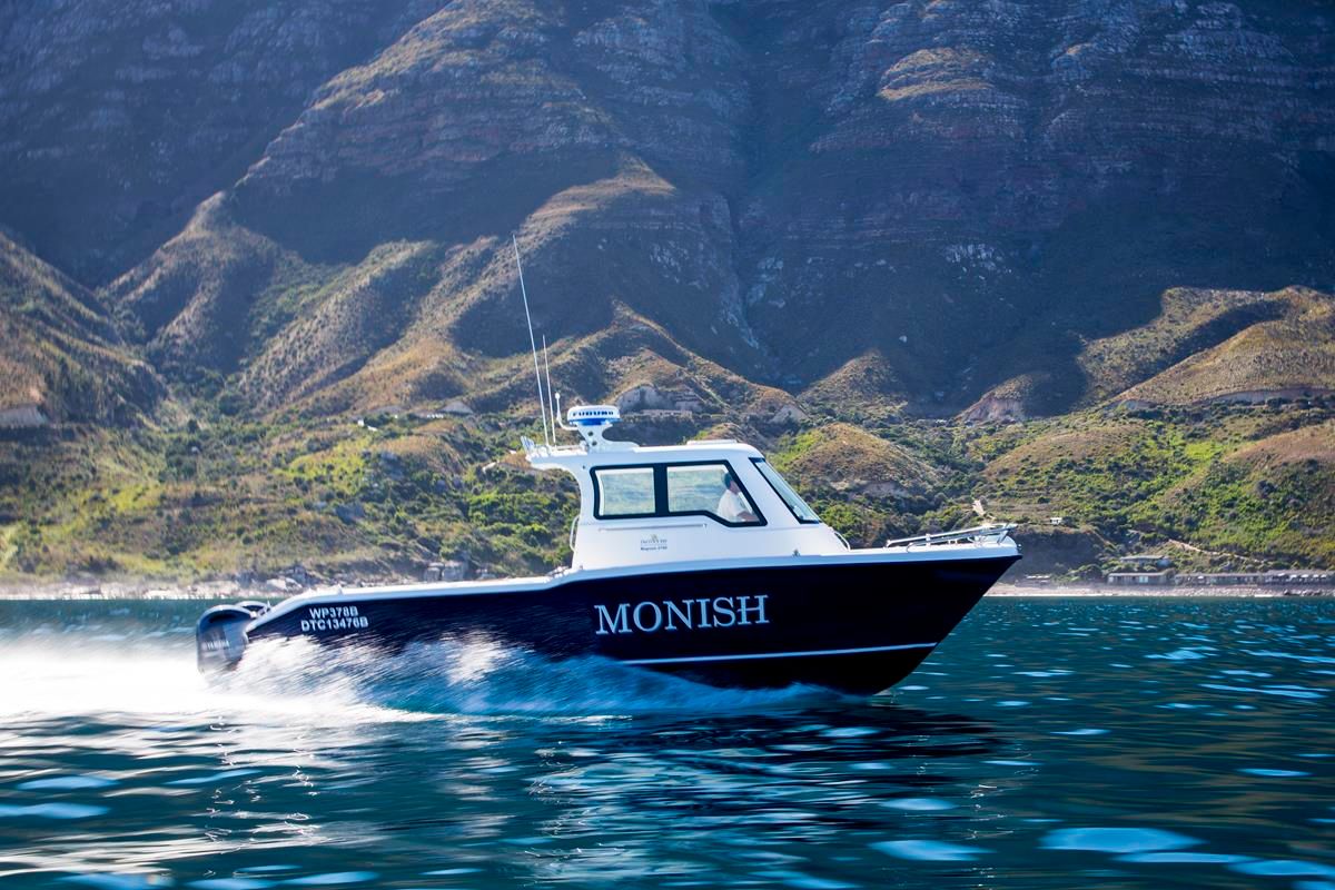 2018 Two Oceans Magnum 2750 Power Catamaran Walkaround