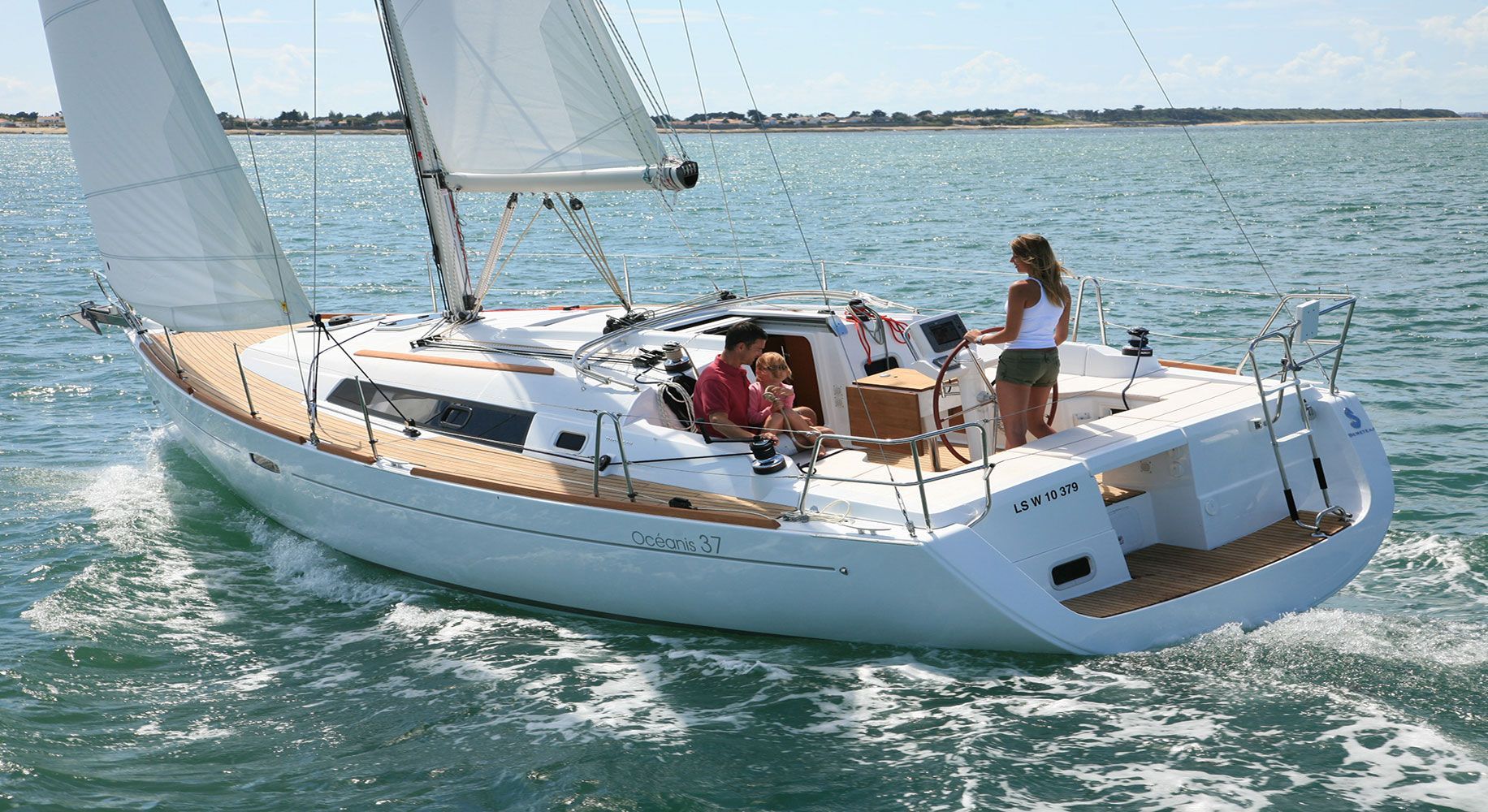 2014 Beneteau Oceanis 37