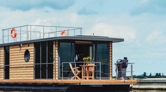 2021 La Mare Houseboats Apartboat L