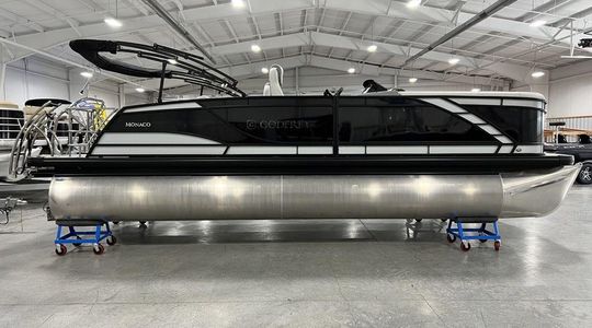 2021 Godfrey Pontoon Boats Monaco 235 SFL iMPACT 29 in. Center Tube