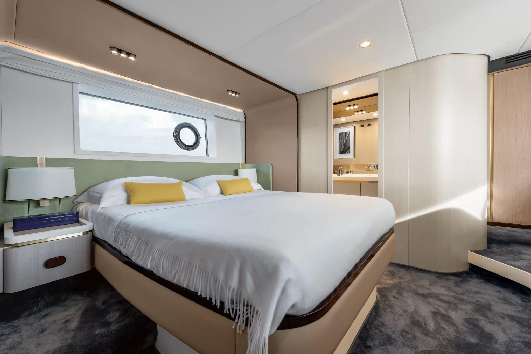 2022 Azimut Yachts 60 Fly