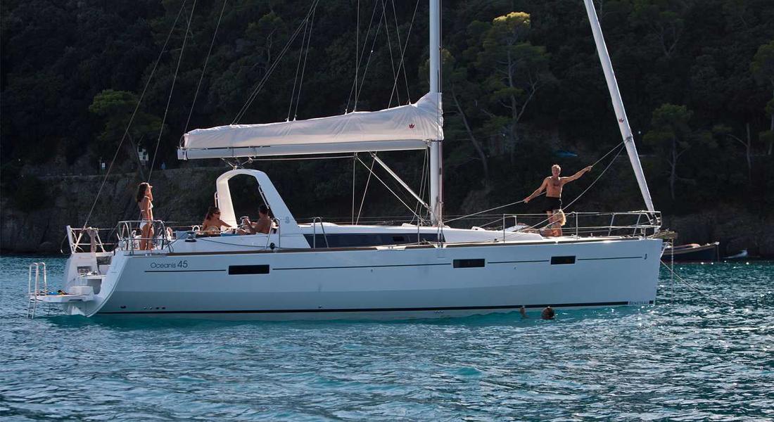 2011 Beneteau Oceanis 45
