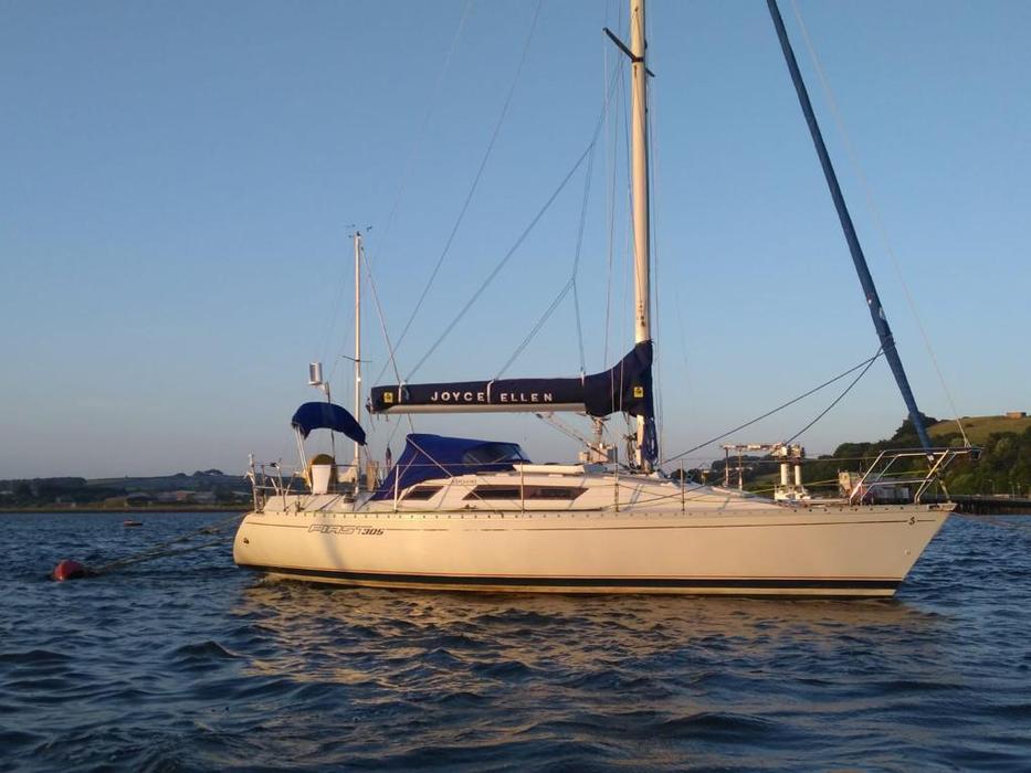 1984 Beneteau First 305