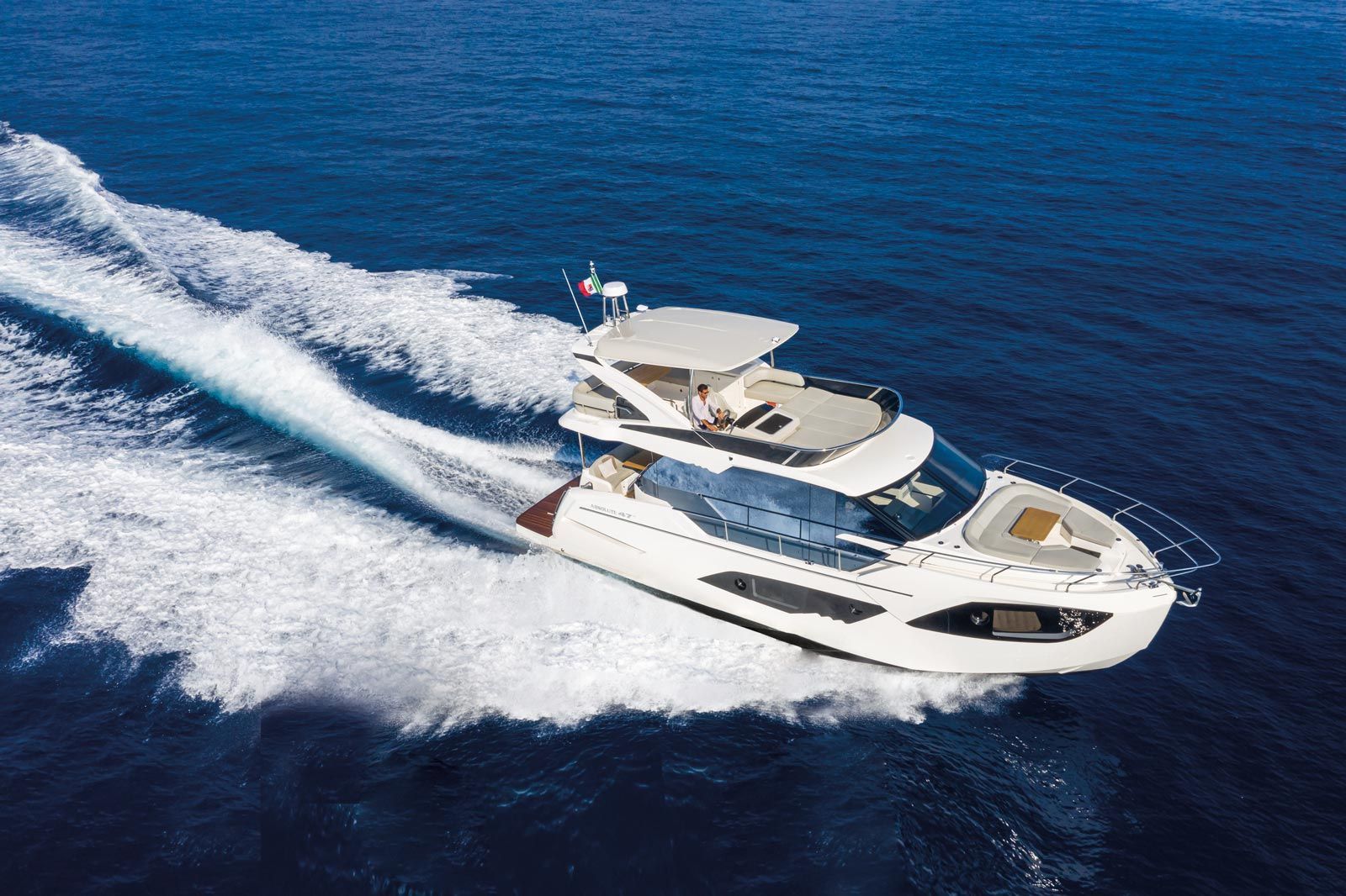 2019 Absolute Yachts 47 FLY