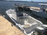 2002 Mako Boats 232 Center Console