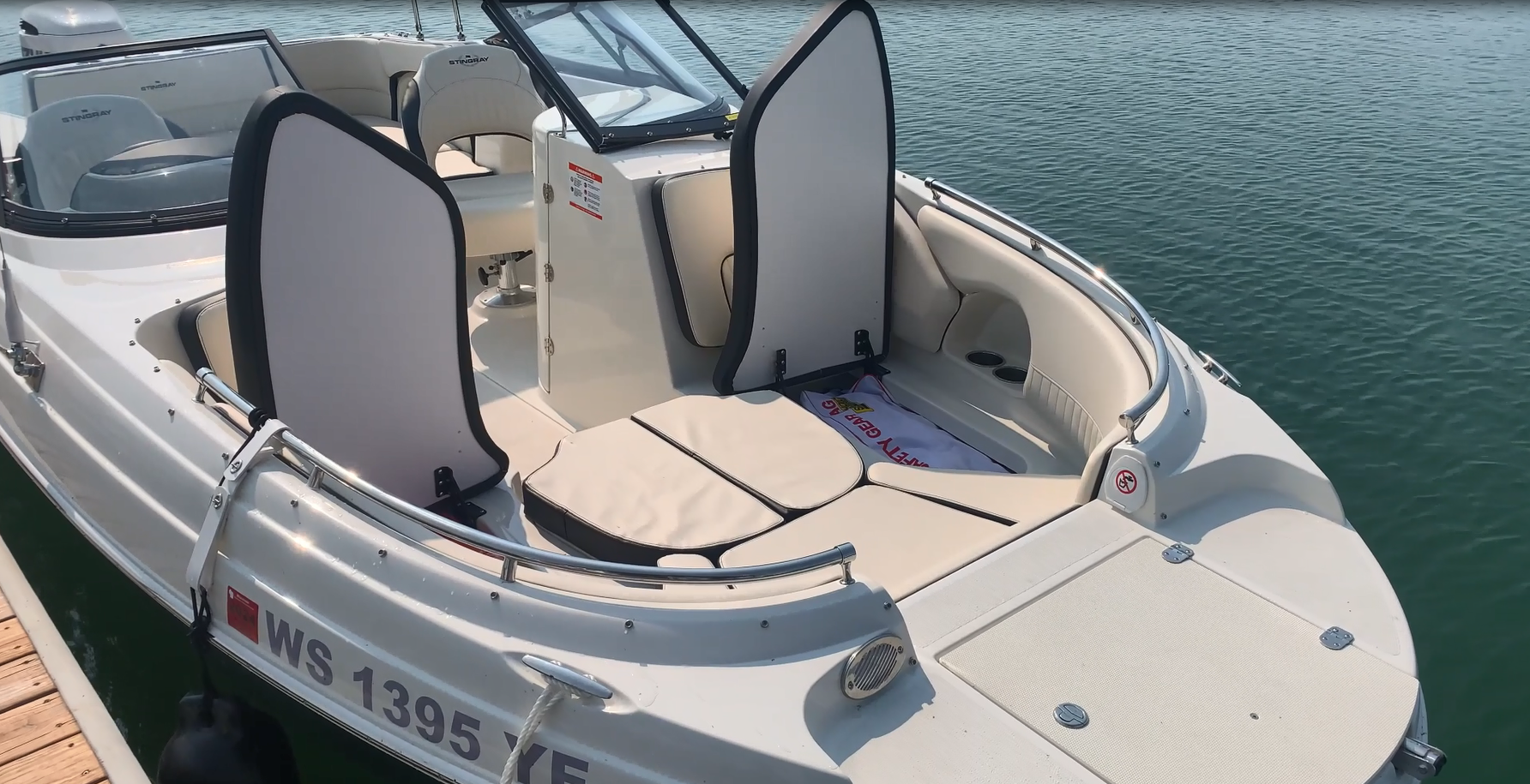 2021 Stingray Boats Stingray 231DC