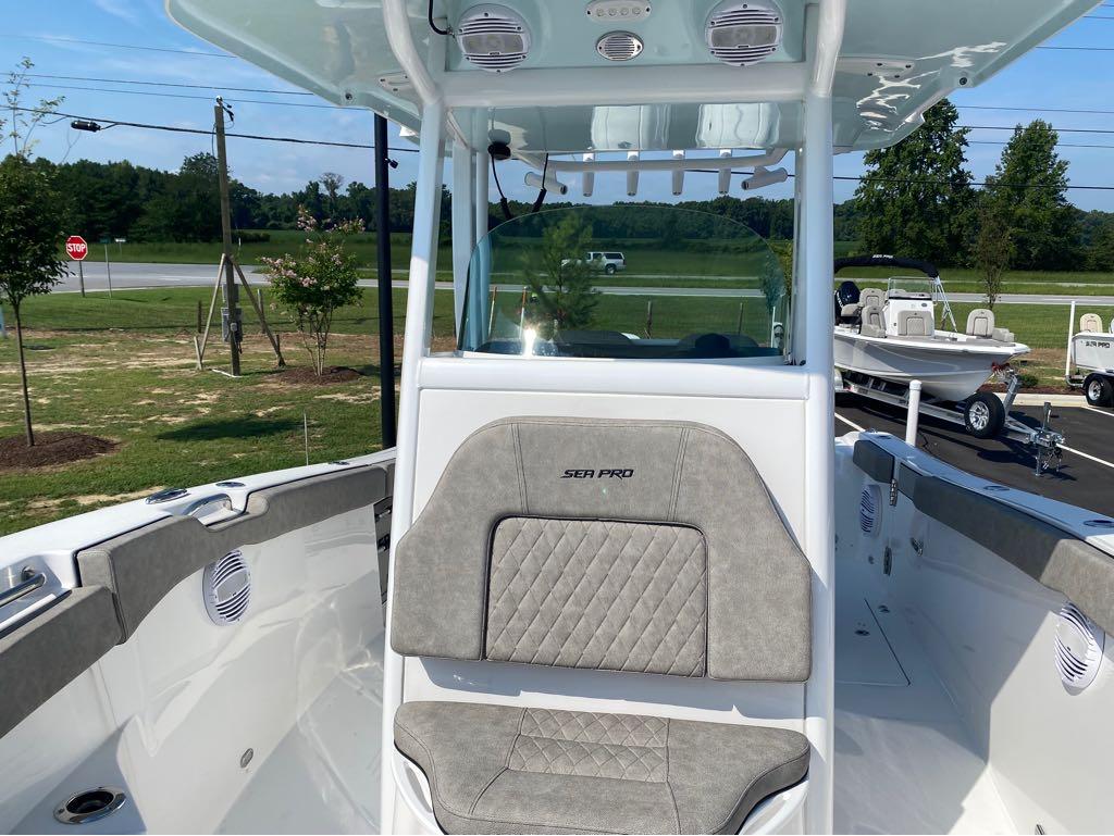 2021 Sea Pro 259 DLX Center Console