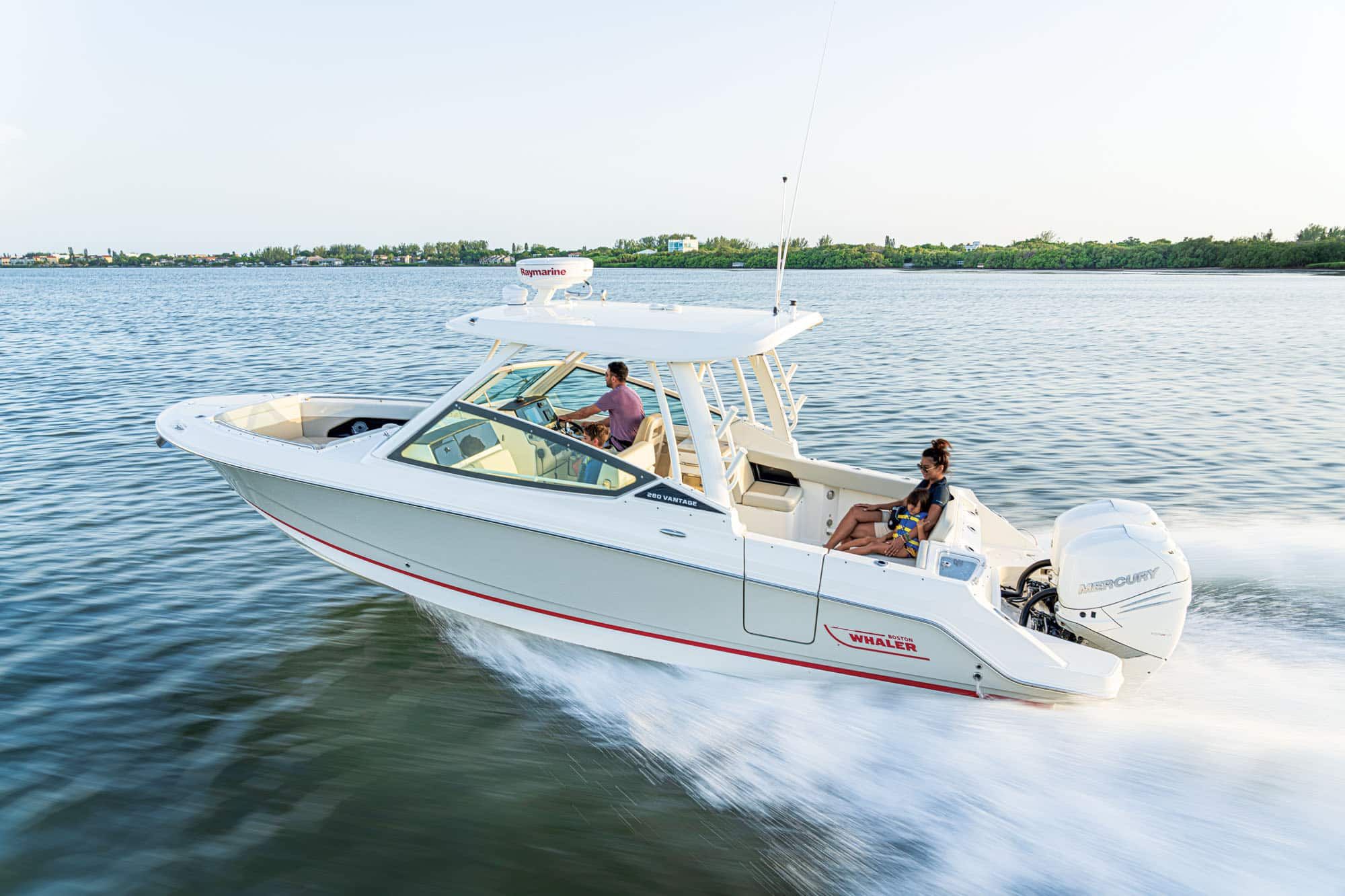 2022 Boston Whaler 280 Vantage