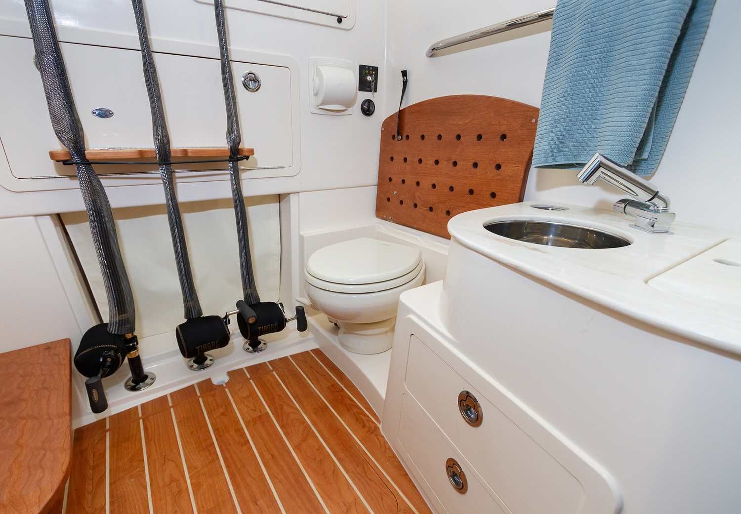 2022 Grady-White Canyon 336