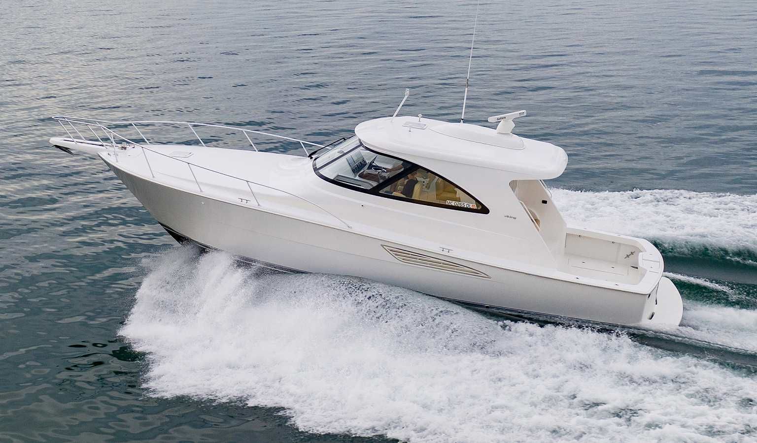 2023 Viking Yachts 44 Sport Coupe