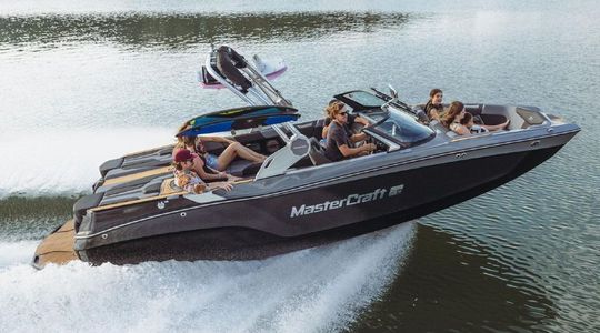 2023 Mastercraft XT22