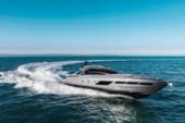 2019 Pershing Yachts 8X