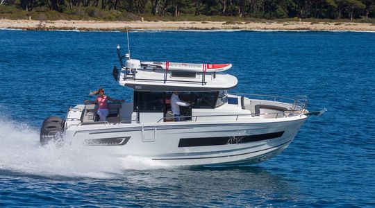 2022 Jeanneau Merry Fisher 895 Marlin